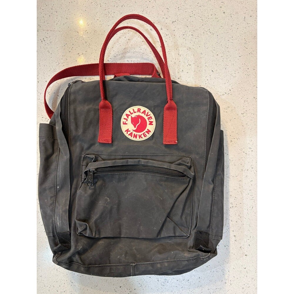 Fjällräven Kanken Classic Warm Gray 23561 Backpack